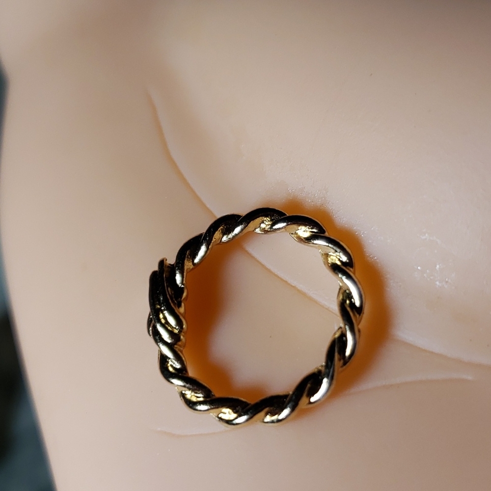 BRAND NEW RING SIZE 4.5 - Picture 2 of 3